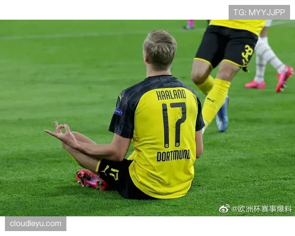 哈兰德面对顶级中卫时的对抗能力解析：能否真正跻身顶级前锋行列